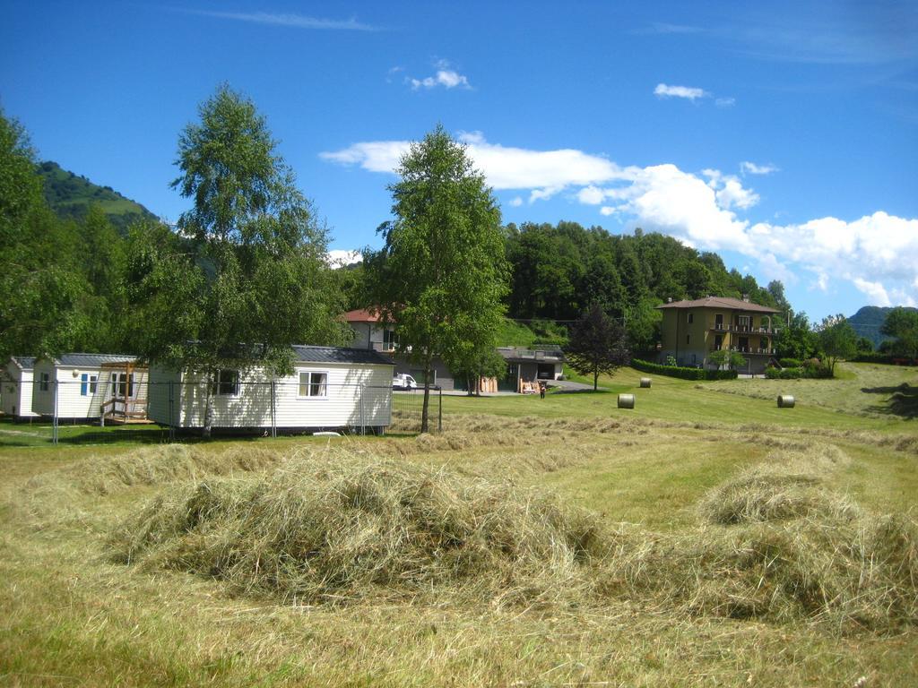 Campeggio Ai Colli Fioriti Castiglione dʼIntelvi Eksteriør billede